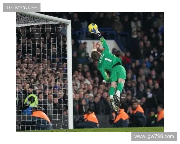 麦克法兰称桑切斯是世界顶级门将之一